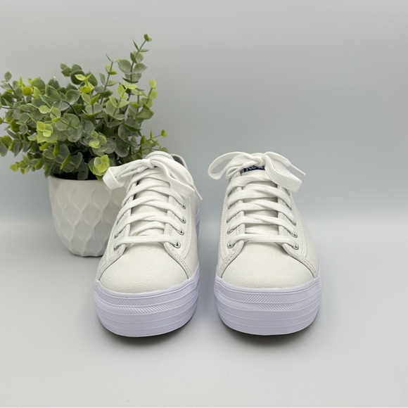 Keds Women’s Triple Kick Canvas White Lace Up Sneakers Shoes Size 8 - Picture 3 of 9
